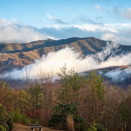 Real Log Cabin With Amazing Views, Hot Tub, Sauna, Games แกตลิงเบิร์ก ภายนอก รูปภาพ