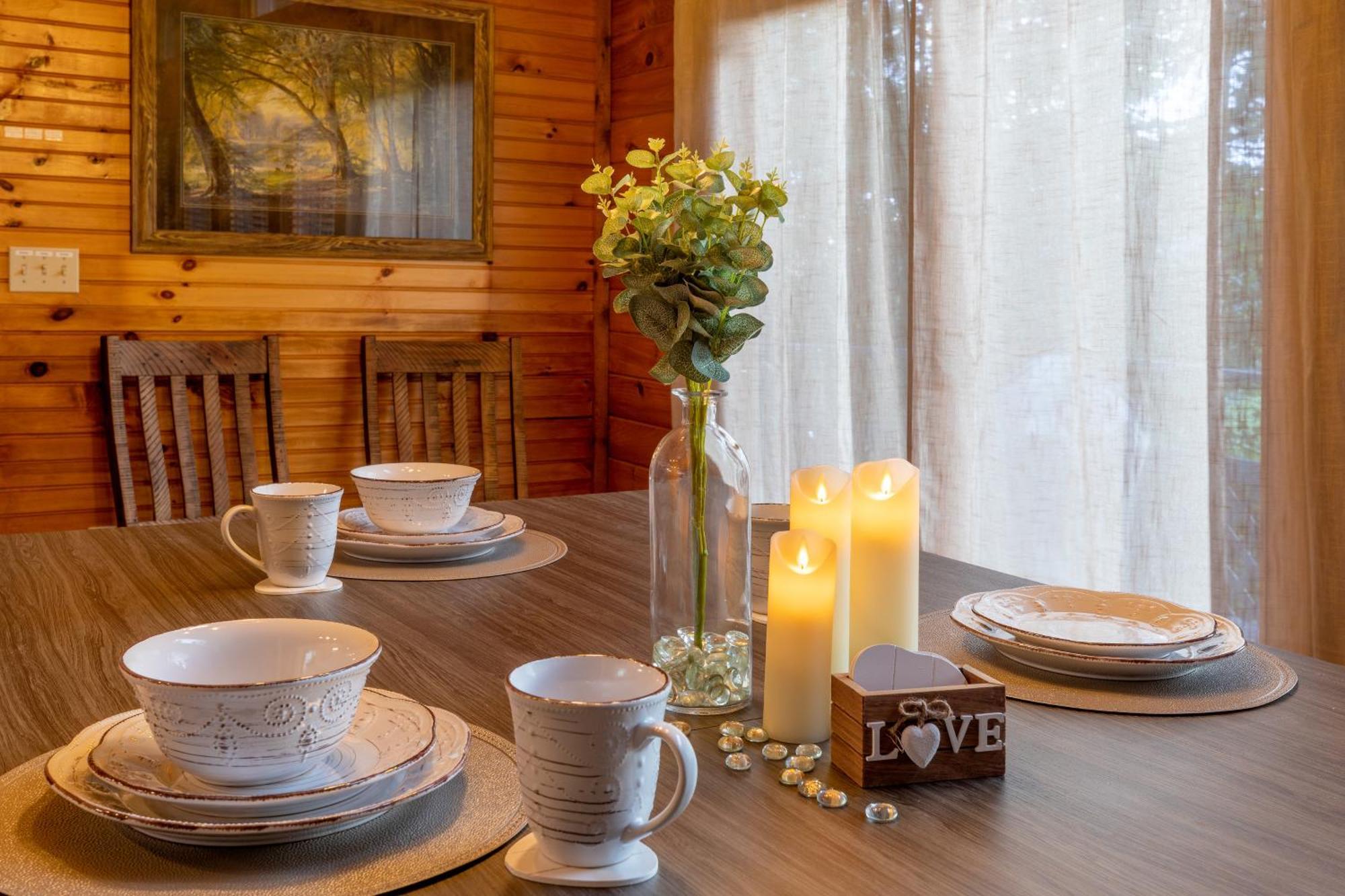 Real Log Cabin With Amazing Views, Hot Tub, Sauna, Games แกตลิงเบิร์ก ภายนอก รูปภาพ