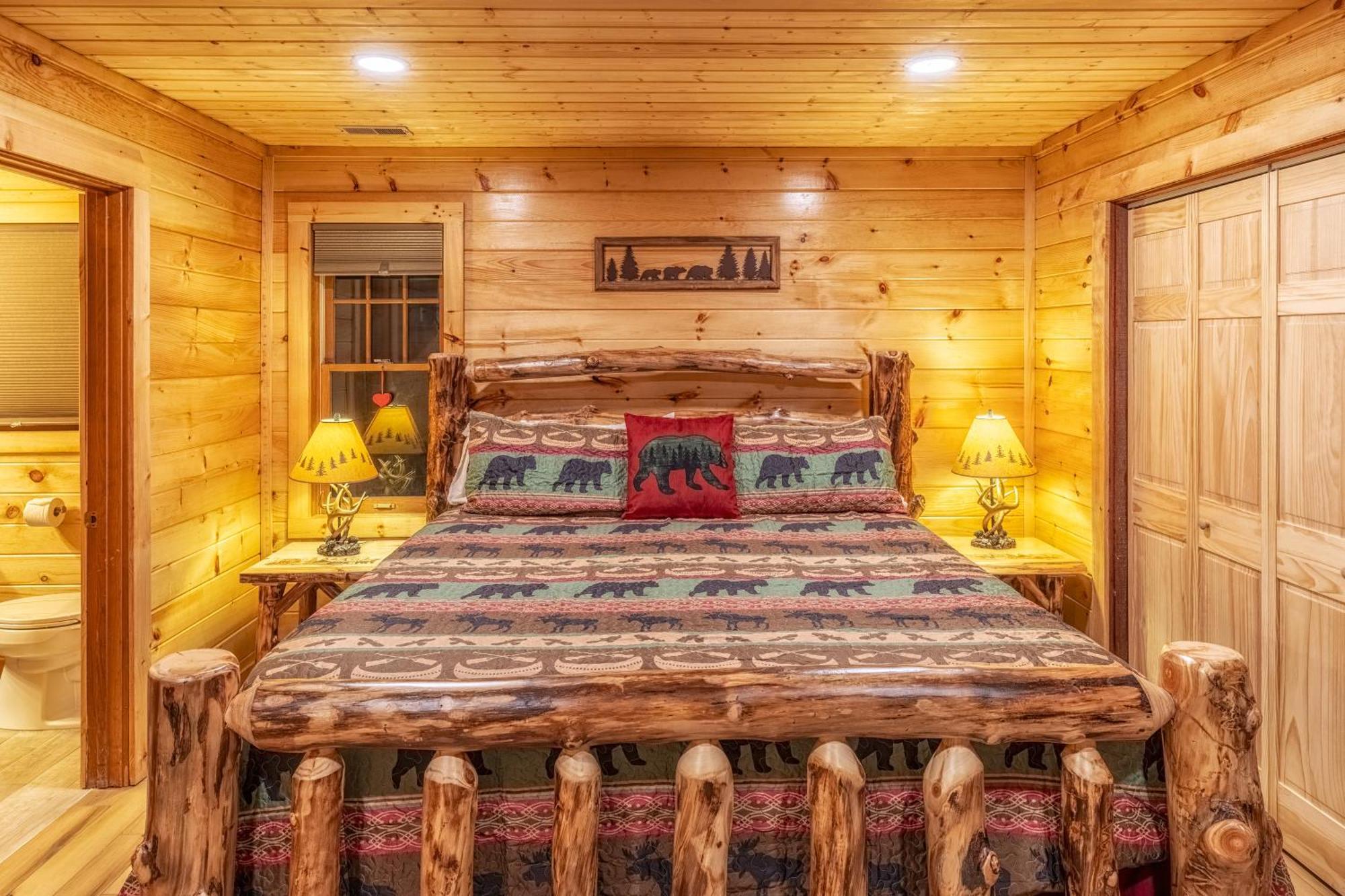 Real Log Cabin With Amazing Views, Hot Tub, Sauna, Games แกตลิงเบิร์ก ภายนอก รูปภาพ