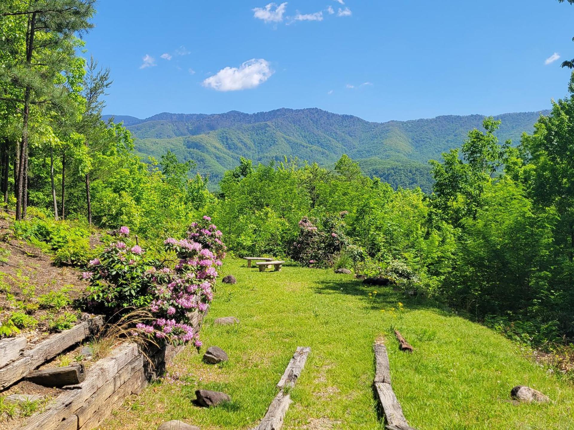 Real Log Cabin With Amazing Views, Hot Tub, Sauna, Games แกตลิงเบิร์ก ภายนอก รูปภาพ